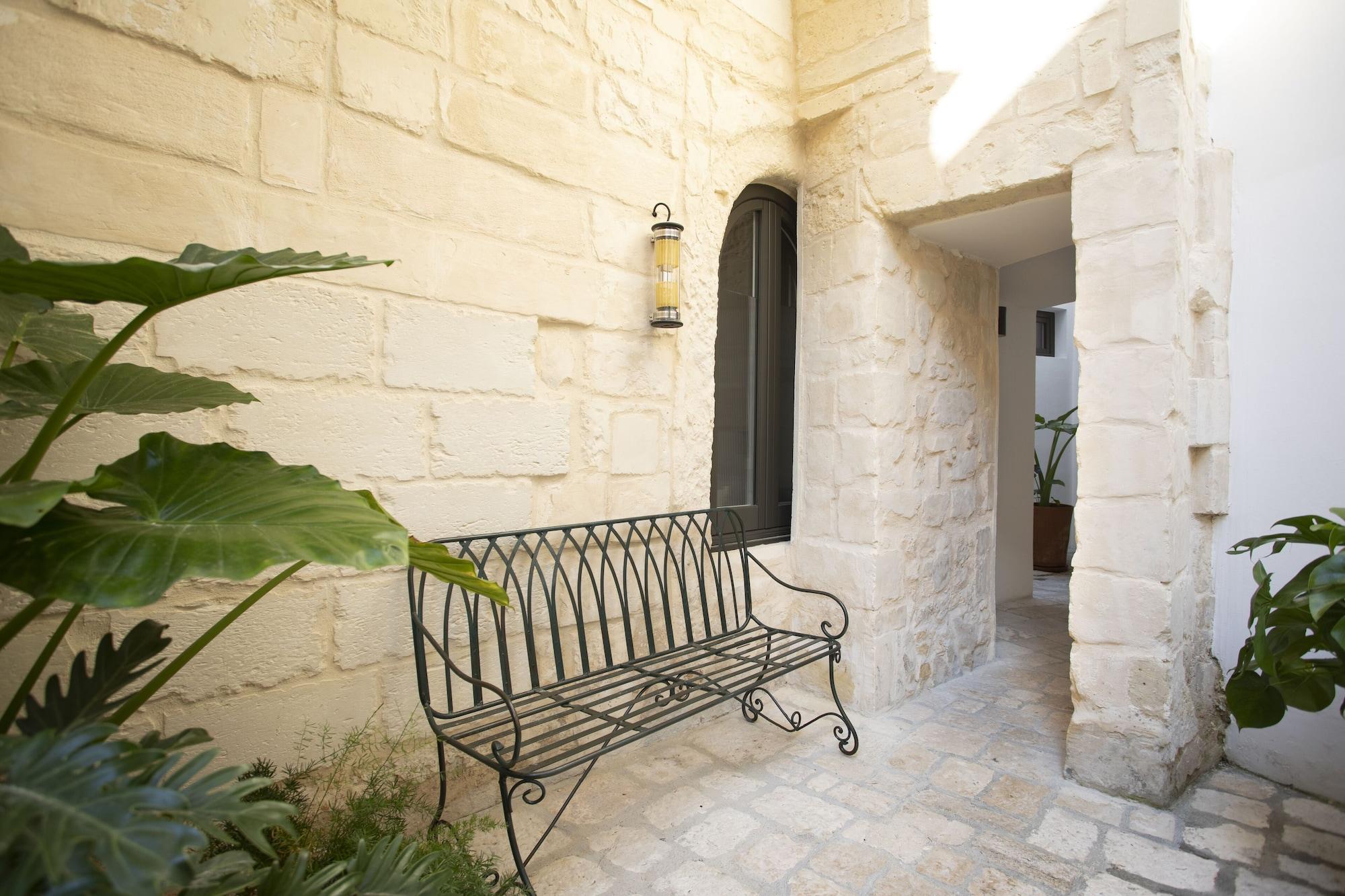 Palazzo De Noha - Boutique Hotel Lecce Zewnętrze zdjęcie